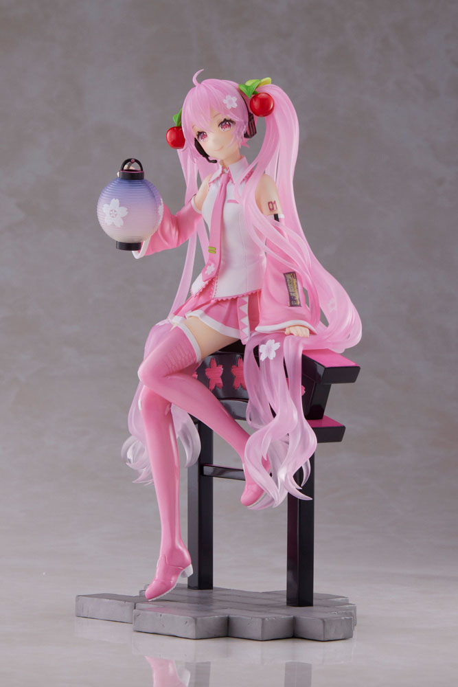 เปิดจอง : Sakura Miku (Sakura Lantern Ver.) AMP Figure: Re-run