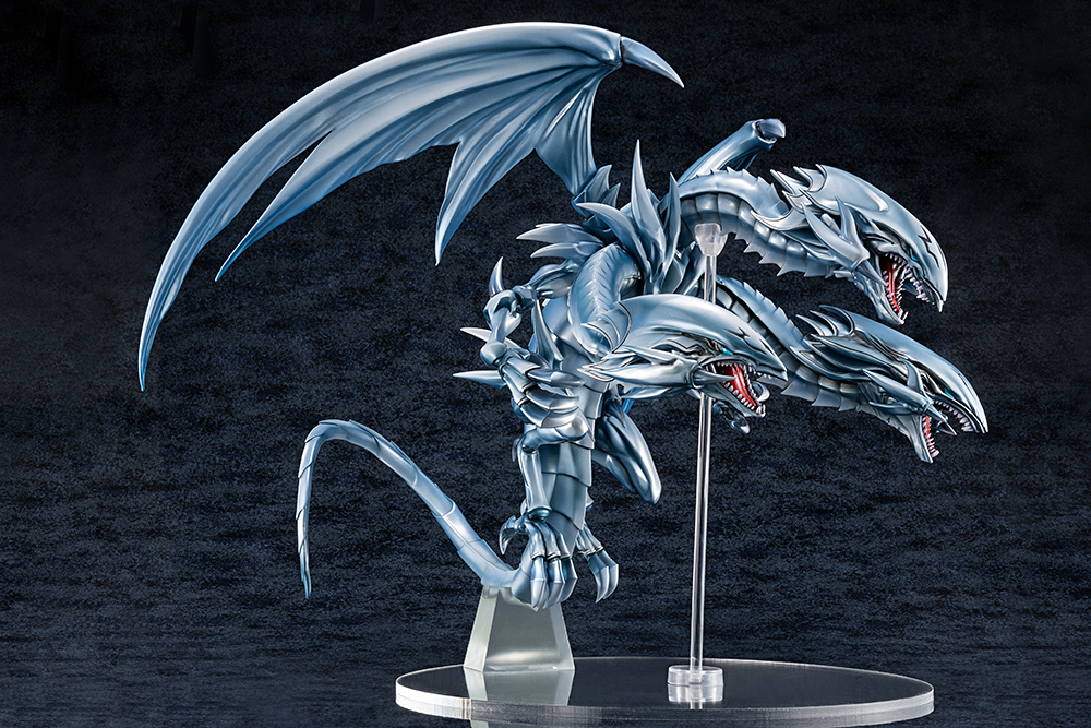 เปิดจอง : Yu-Gi-Oh! Duel Monsters Blue-Eyes Ultimate Dragon Complete Figure
