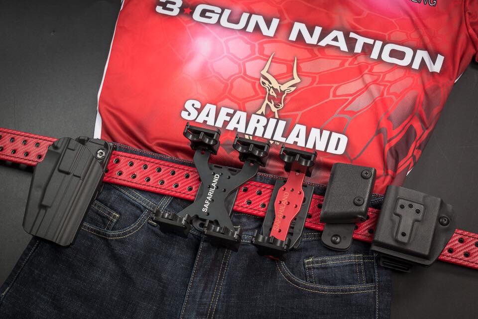 https://youtu.be/VsWr5B01xGQ New.SAFARILAND 579 Pro-Fit Holster !!! ซองปืนที่ใช้ได้กับปืนมากกว่า 200 รุ่น !!! คุณสมบัติ - ใช้ได้กับปืนมากกว่า 200 รุ่น !!! - มีระบบ Grip Lock System ป้องกันการแย่งปืน - ปรับองศาการ Grip ปืนได้ - วัสดุเป็นไนล่อน ลดการเกินรอย