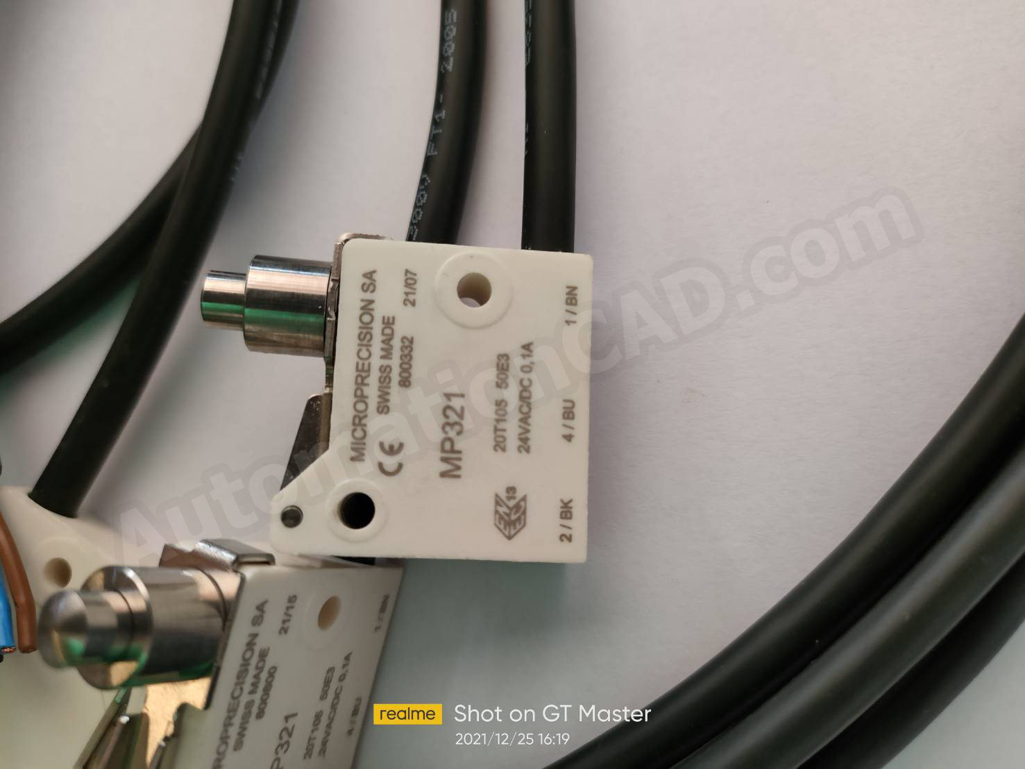 MICROPRECISION ลิมิตสวิทช์ MP321 ไฟ 24 VAC/DC 0.1A สายยาว 1 เมตร Micro Switchs