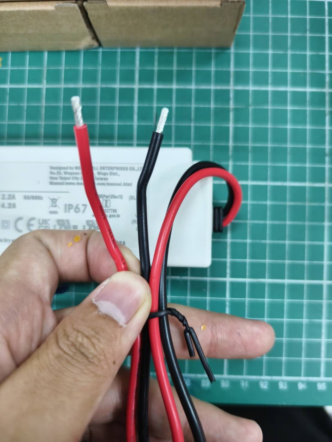 LED Driver พาวเวอร์ซัพพลาย LPV-100-24 Meanwell 24VDC 100W Switching Power Supply