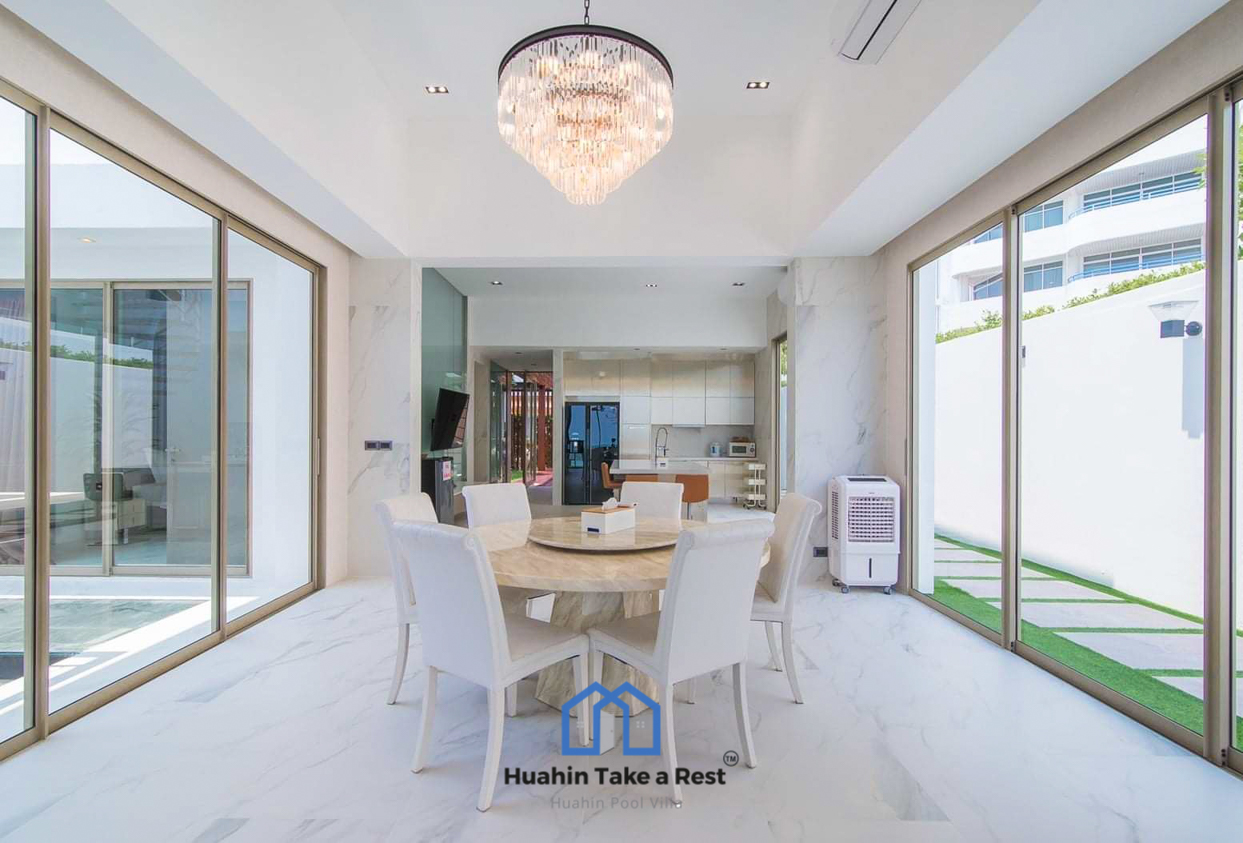 HR15040 บ้านพักหัวหิน The Luxe Dream Beach Villa Hua Hin