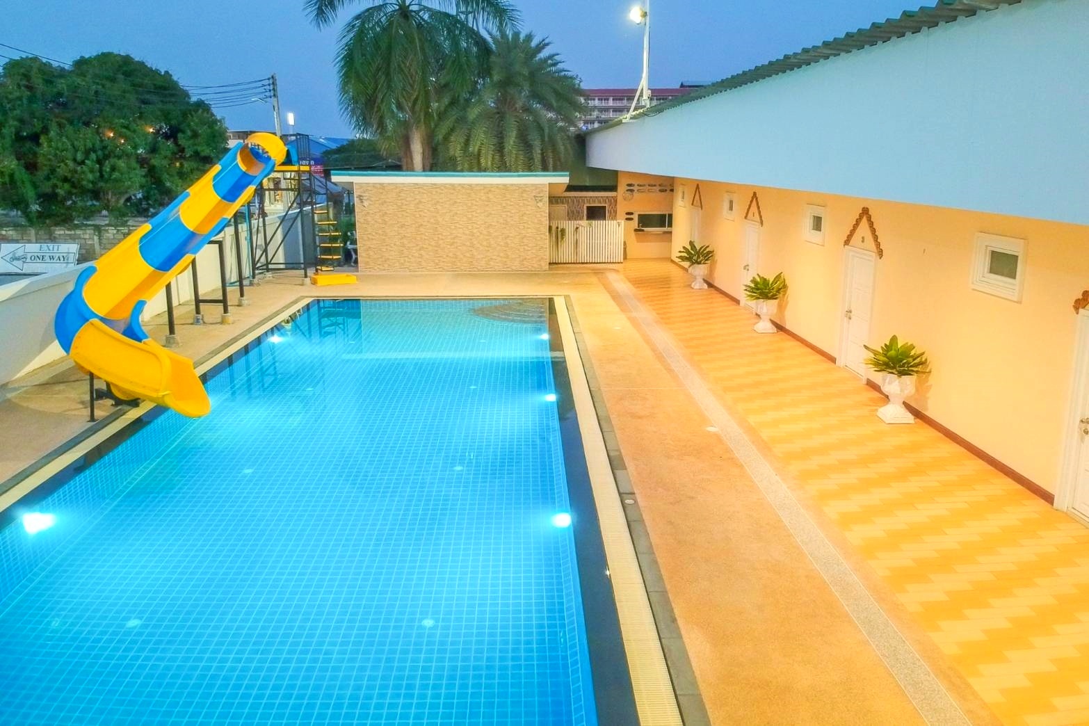 HR9002 บ้านพักหัวหิน บ้านแพรวา พูลวิลล่า