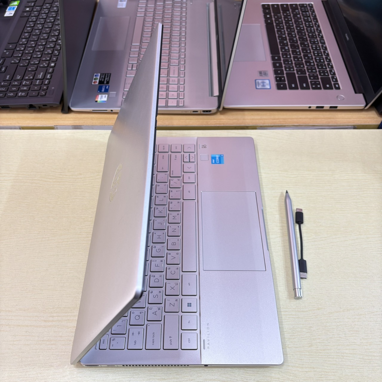 HP PAVILION X360 14 – EK0002TU * NOTEBOOK แบบฝาพับ 360 องศา หน้าจอ TOUCH SCREEN + ปากกา * ติดฟิล์มกันรอยหน้าจอแล้ว สภาพเครื่อง 90%