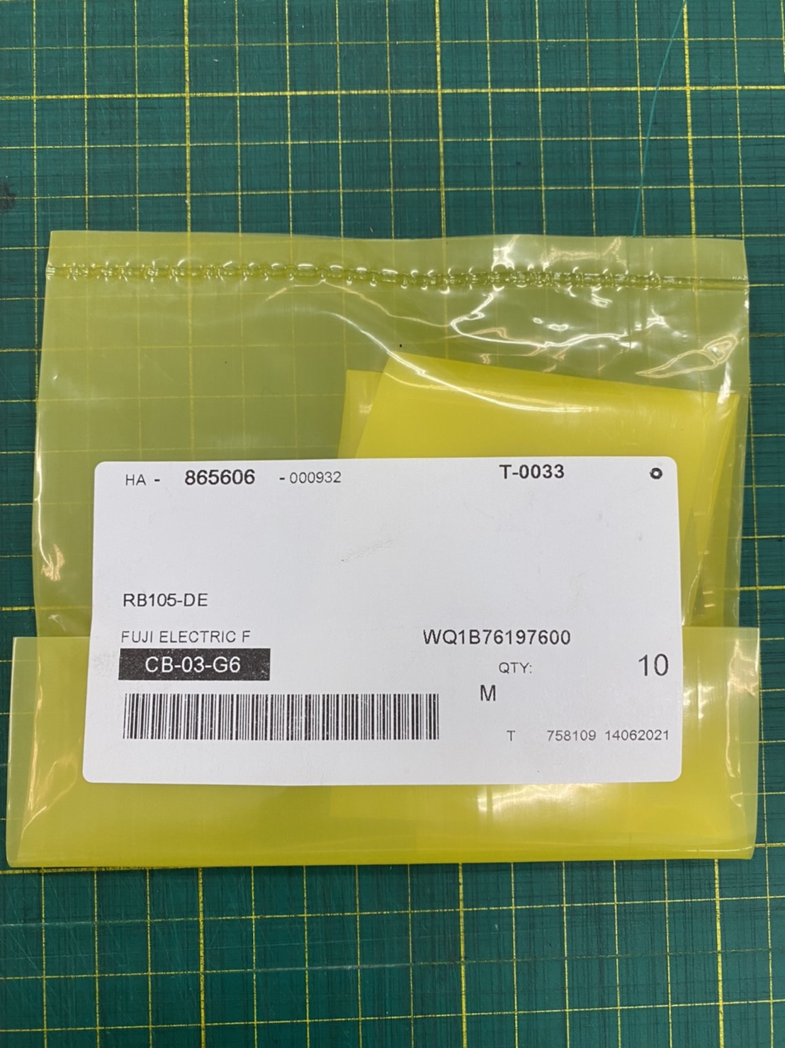 รีเลย์การ์ด RELAY FUJI RB105-DE 24VDC 5A