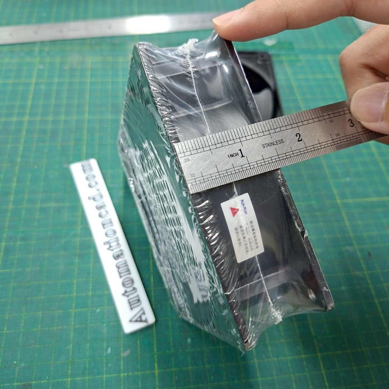 พัดลมระบายอากาศ KAKU ขนาด 4.5 นิ้ว 220VAC ลูกปืนแบบ Sleeve - KA1238HA2 Plug