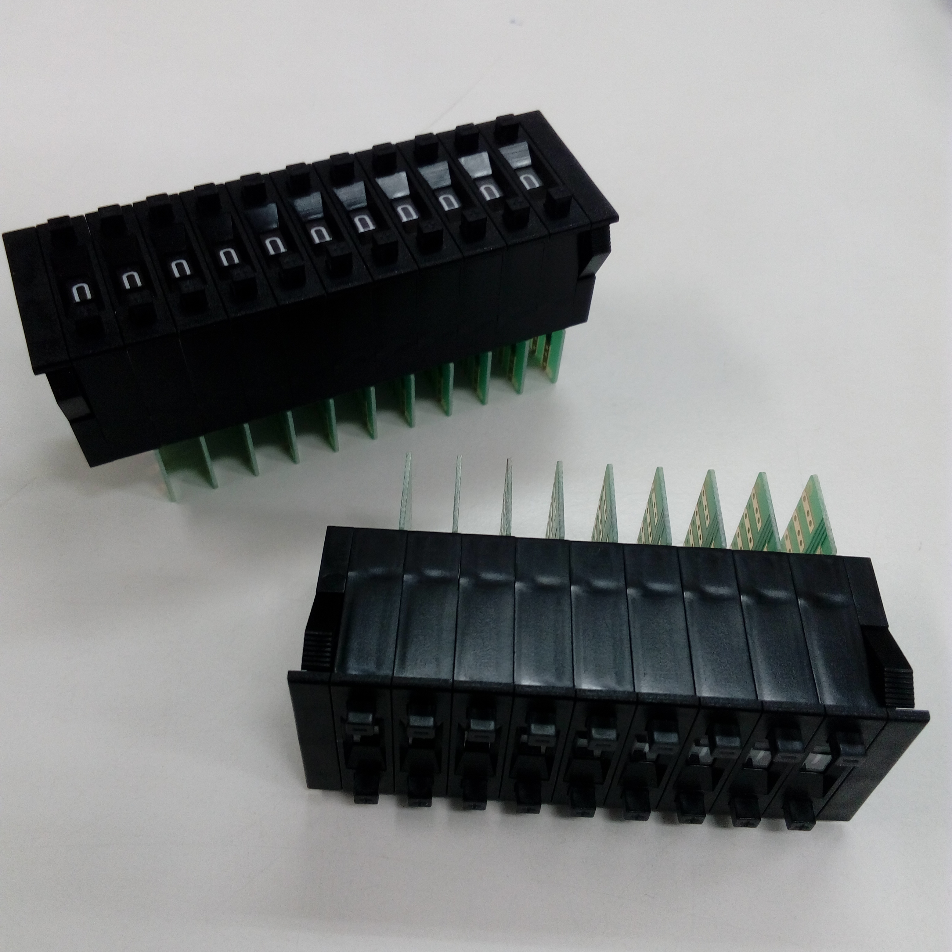 Thumbwheel Switch HAMPOLT รุ่น PF31 แบบPCB ยาว ราคาหน้าเว็บ เป็นราคาต่อชิ้น