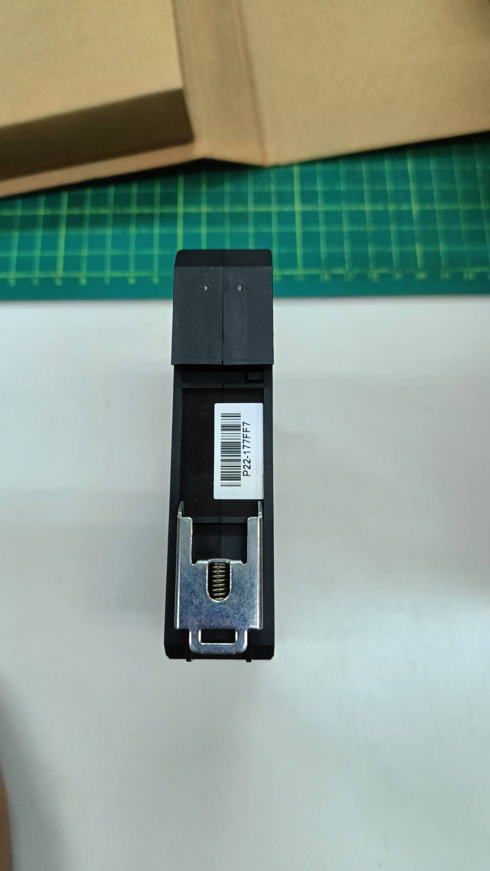 Safety Relay IDEC เซฟตี้รีเลย์ HR3S-301N 24DC/AC