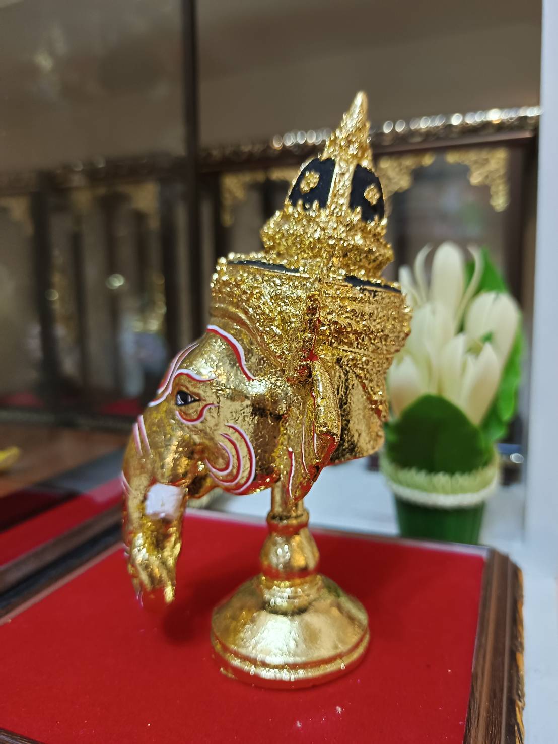 พระพิฆเนศ ขนาดจิ๋ว (ทอง) ตั้งหน้ารถ (พรีเมี่ยม) พร้อมฐานปิดทอง (เรซิ่น)