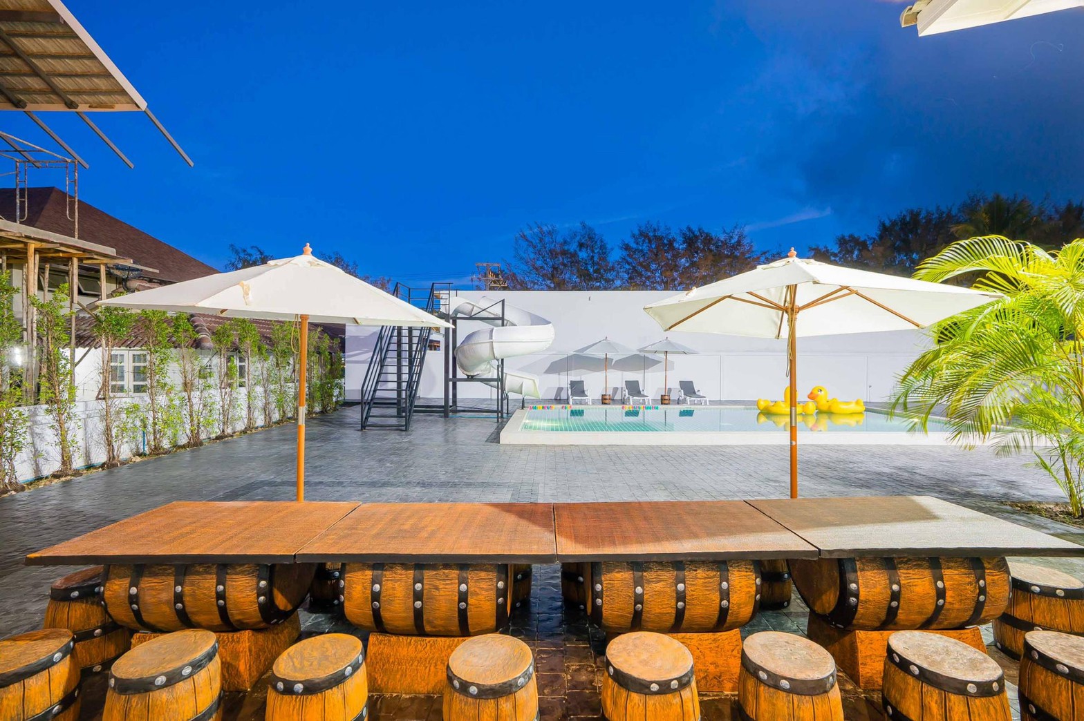 HR15067 บ้านพักใกล้ทะเลชะอำ The Great Beach Pool Villa Cha Am