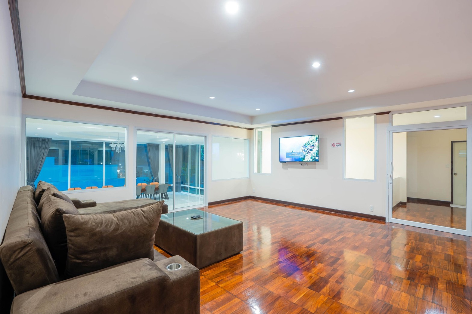 HR15067 บ้านพักใกล้ทะเลชะอำ The Great Beach Pool Villa Cha Am