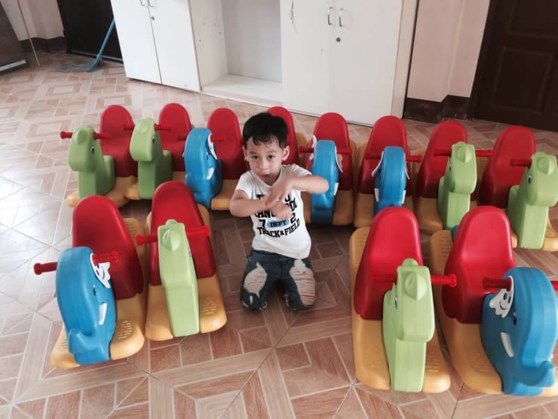 โยกเยกช้างน้อย