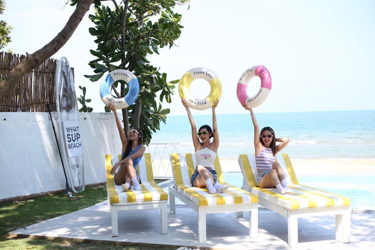 HR15075 บ้านพักติดหาดปราณบุรี The Banana Beach Villa Pranburi