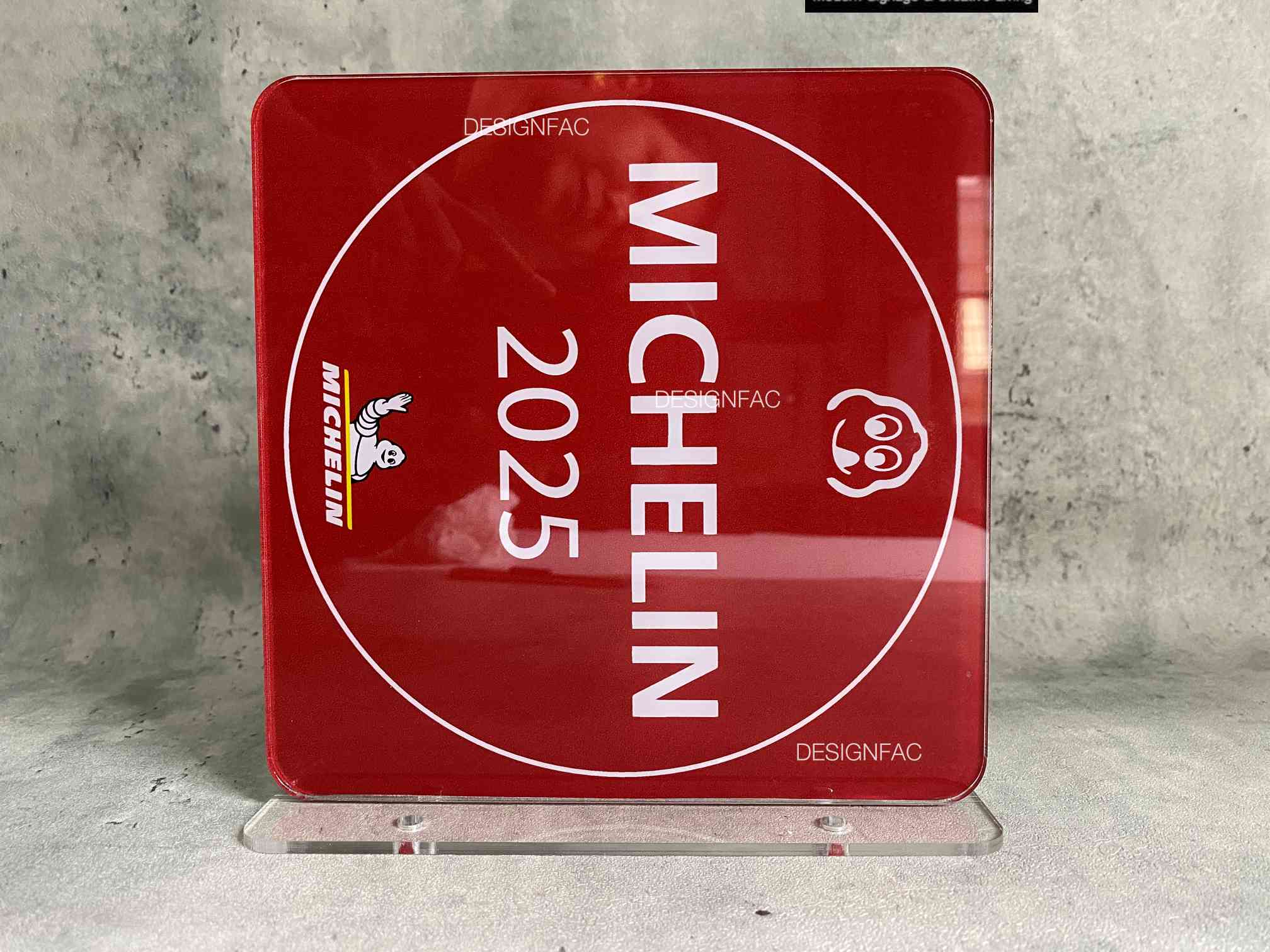 ป้าย MICHELIN 2025 ป้ายมิชลิน 2025 สไตล์โมเดิร์น มินิมอล เรียบหรู Size : 18 x 18 cm.