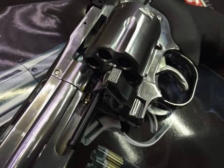 New.ASG Dan Wesson 715 6inch CO2 6mm Revolver (Silver&Black) ลูกโม่ .357แม็กนั่ม 6นิ้ว สีเงินและดำ จากค่ายASG Full Metal ราคาพิเศษ