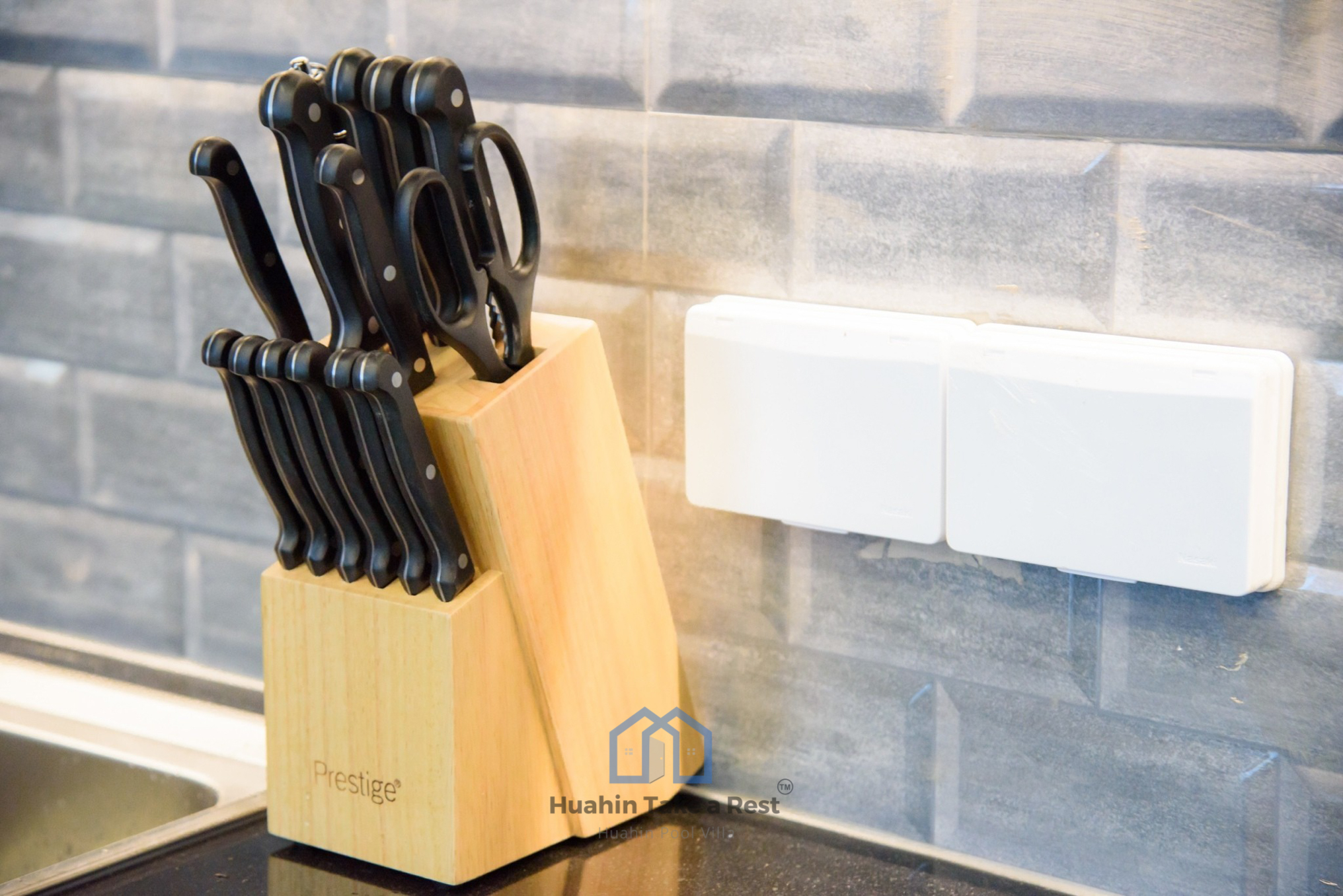 HR3075 บ้านพักชะอำ บ้านอะพอลโล่ V1