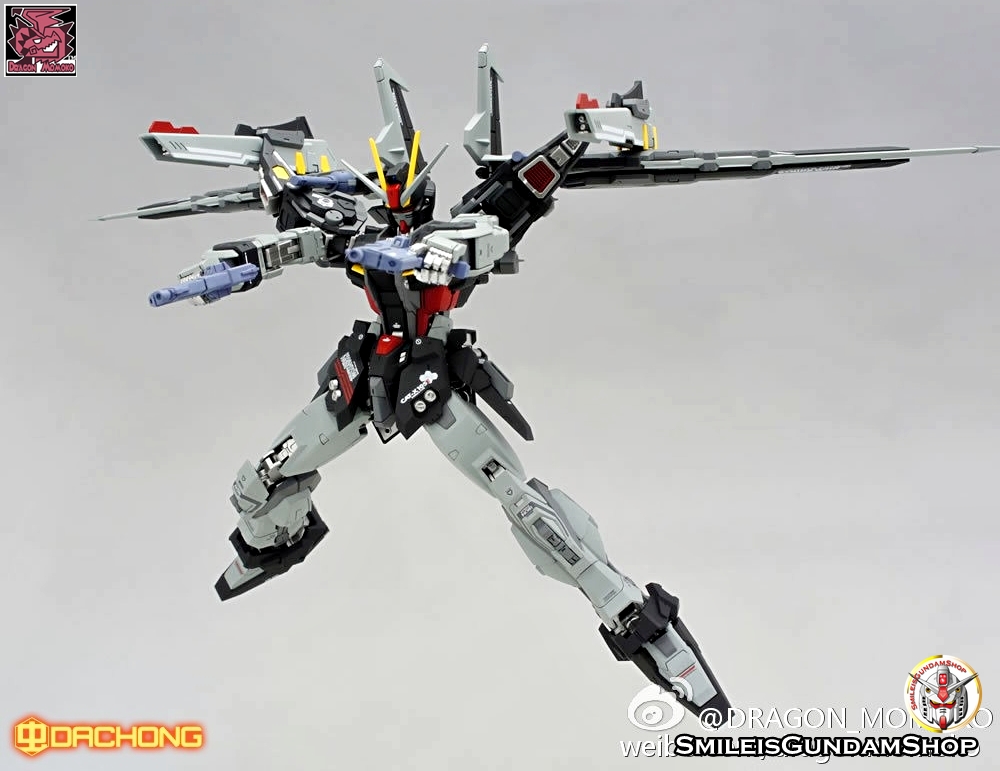 [PO]MG 1/100 STRIKE NOIR GUNDAM [โมจีนMomoko]กล่องน้ำตาล