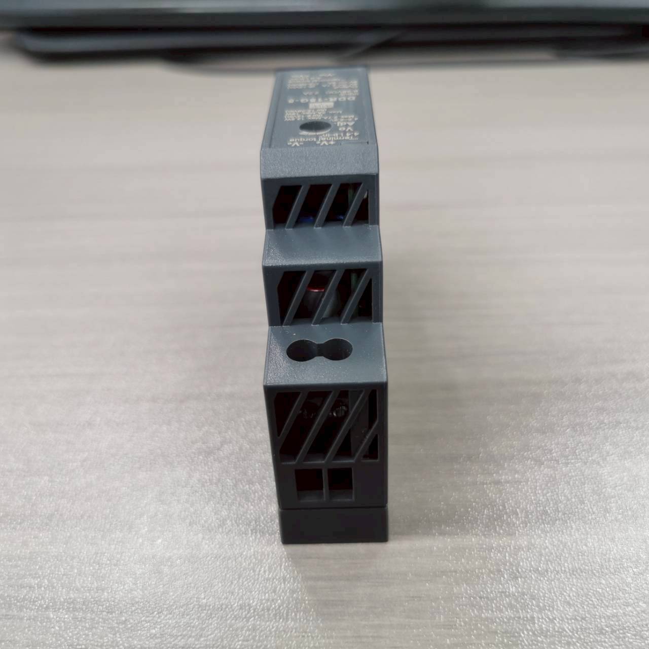 DDR-15G-5 Switching power supply MEANWELL Isolated DC/DC Converters ตัวแปลง DC-DC แปลง 9 –36 VDC เป็น 5 VDC