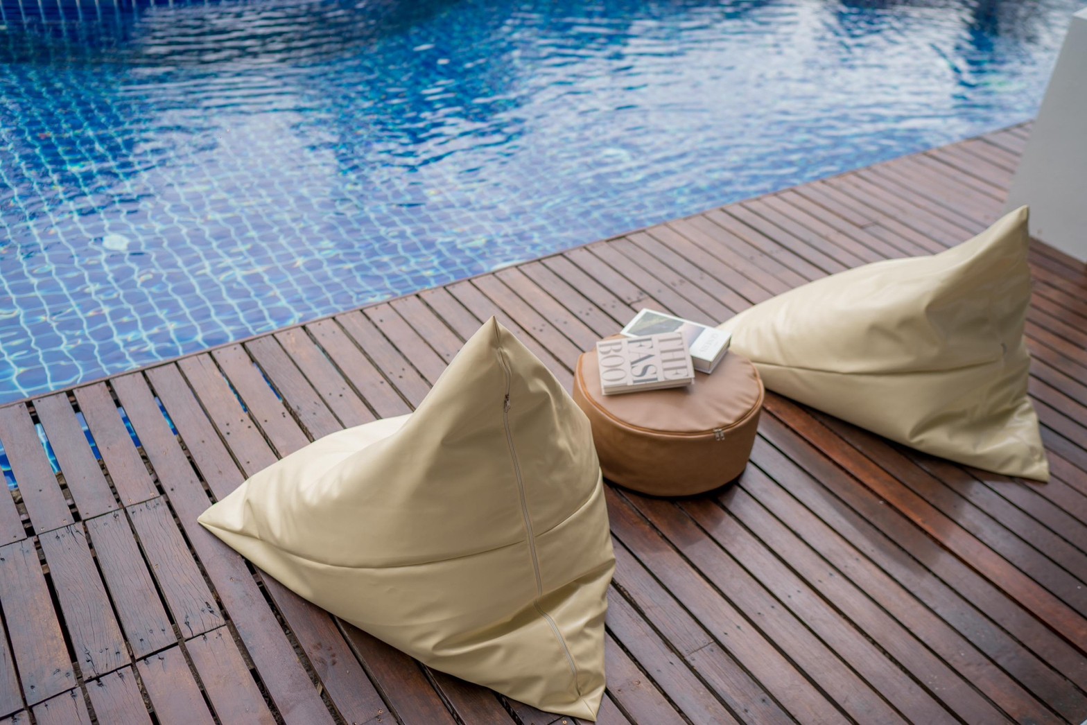 HR15061 บ้านพักติดทะเล The Pamila Beach Villa Kuiburi