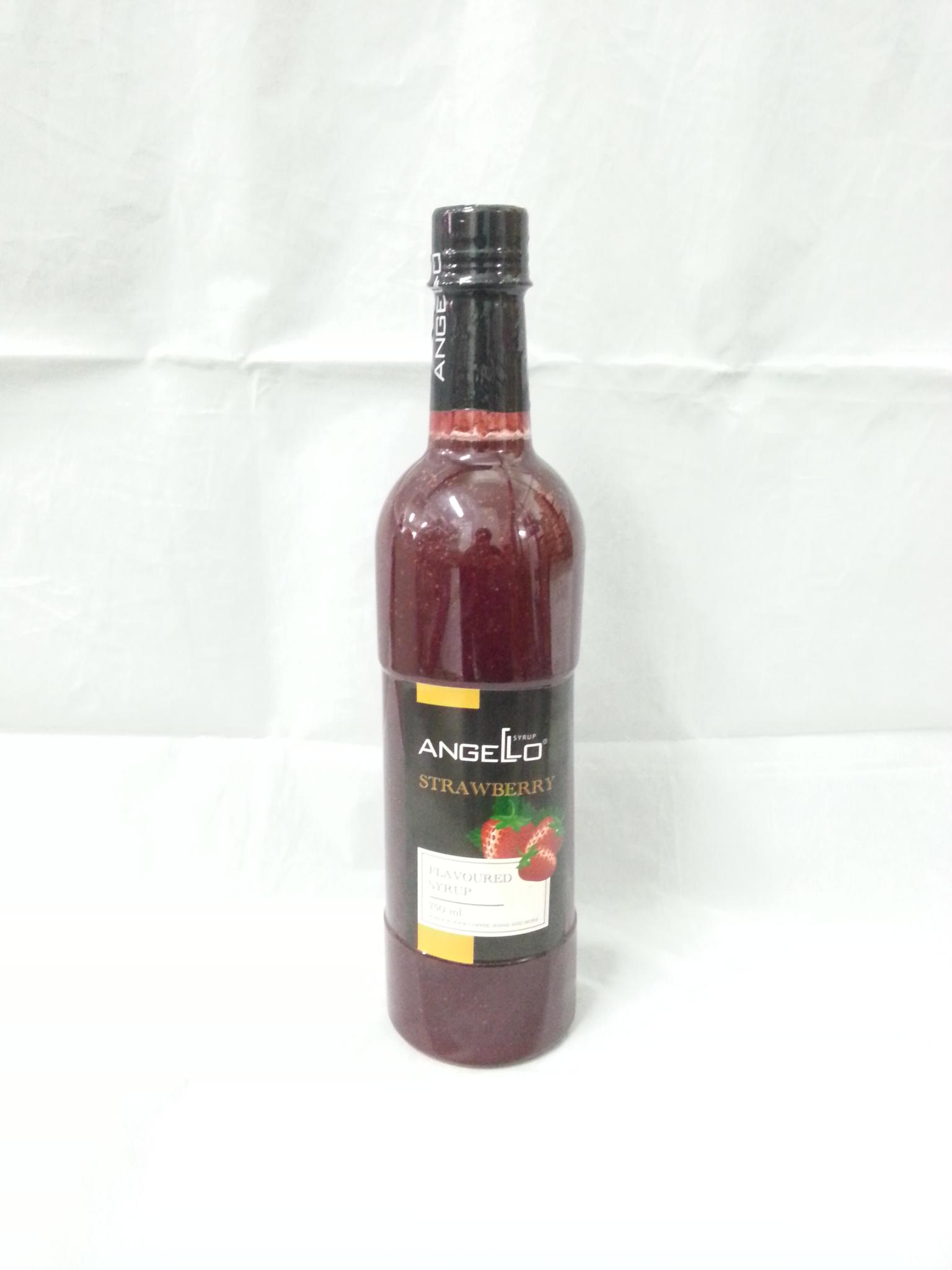 น้ำหวานเข้มข้นผสมเนื้อสตรอเบอรี่ ANGELO 750ml.