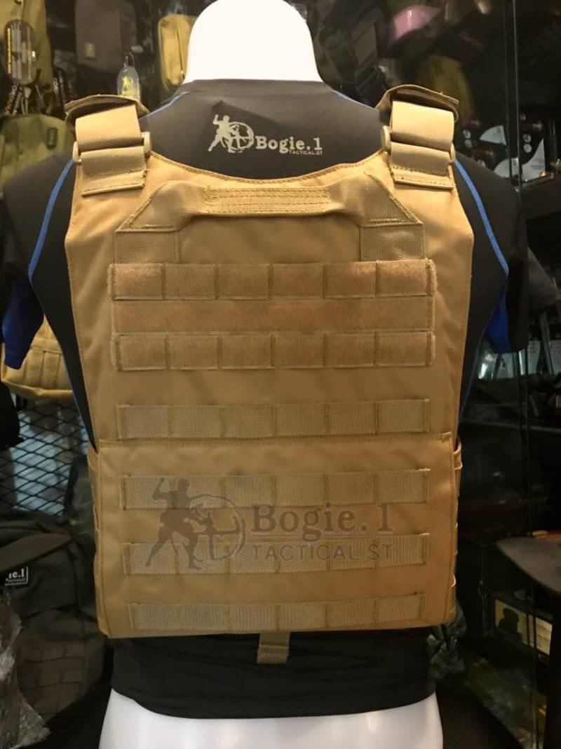 New.เสื้อปลอกเกราะ ตัวจิ๋ว‼️แต่เจ๋ง👍👍 เน้น กระทัดรัดใช้งานคล่องตัว 👉ฟรีไซต์ปรับรอบเอวด้านข้างได้ถึง 40 นิ้ว 👉ปรับไหล่ได้ตามขนาดที่ต้องการ 👉สามารถใส่แผ่นกันกระสุนได้ ราคา1500 บาท มีสี ดำ เขียว ทราย