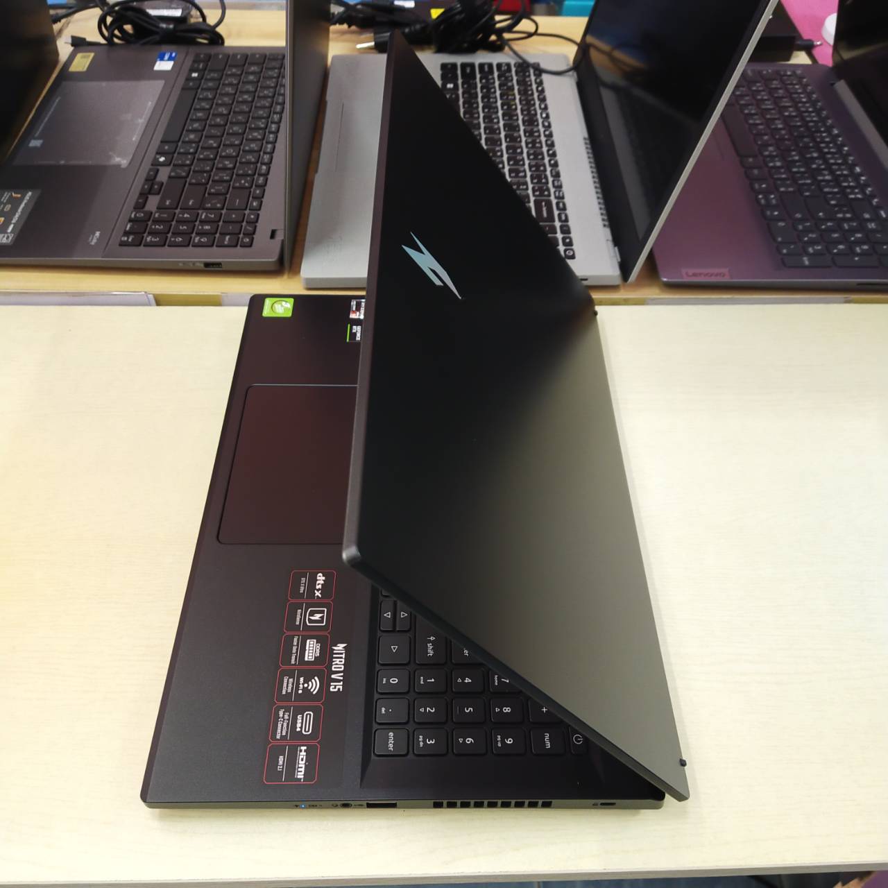 ACER NITRO V15 ANV15-41-R488 สภาพเครื่อง 99% (ประกันศูนย์ Onsite 27/05/2028)