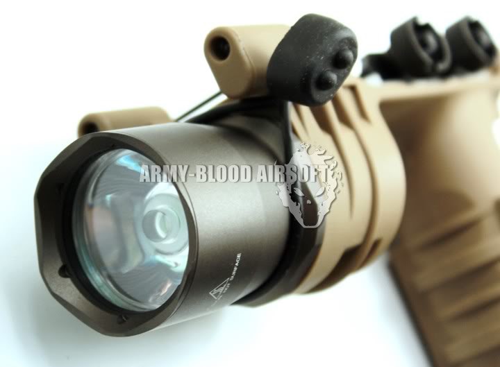 ELE M910A Carbine Forend Weaponlight-New Version (DE)