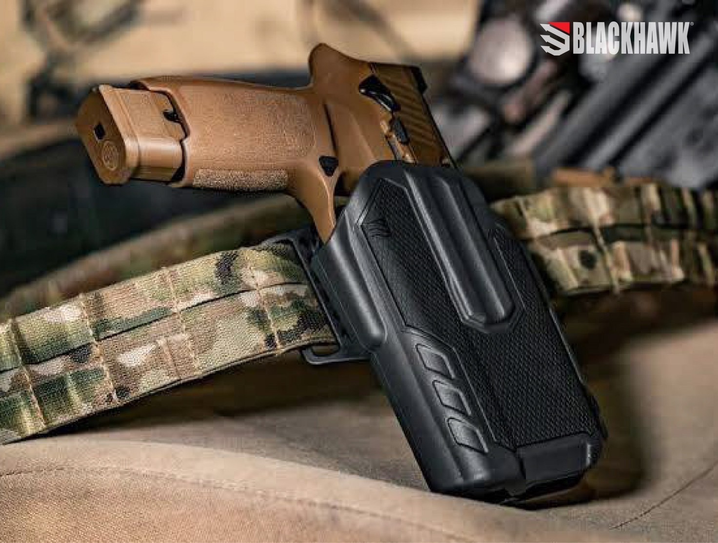 New.ซองปืน Blackhawk OMNIVORE ( Omnivore Multift Holsters ) ⚓ ซองปืนปลดล็อคนิ้วโป้ง ( Level 2 ) ⚓ ใช้กับปืนพกได้มากกว่า 150 รุ่น ( ตามตาราง ) ⚓ ใช้ยึดแบบเพลทเหน็บหรือร้อยเข็มขัดได้ 📌 ใช้คู่กับไฟฉาย Streamlight TLR-1 & TLR-2 (