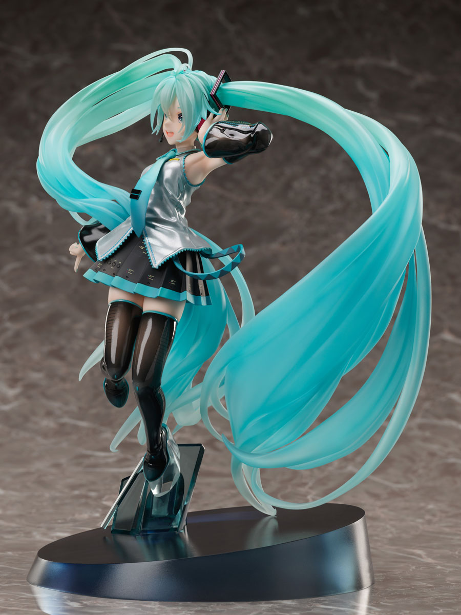 เปิดจอง : Hatsune Miku Chronicle 1/7 Scale Figure
