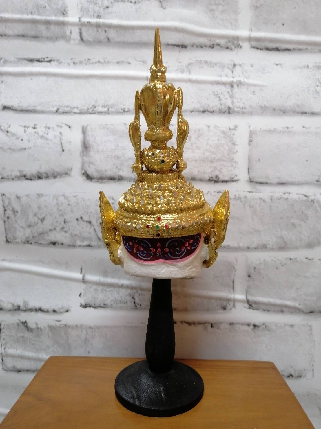 ตรีเศียร ขนาดกลาง