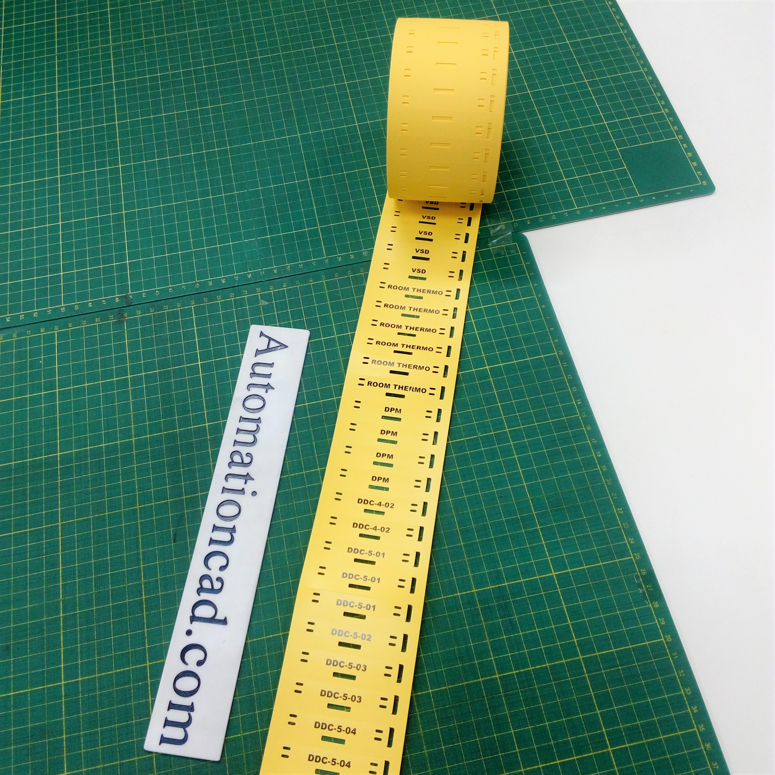 TAG มาร์คสายไฟ Polyurethane สีเหลือง เบอร์มาร์คสายไฟ CABLE MARKER