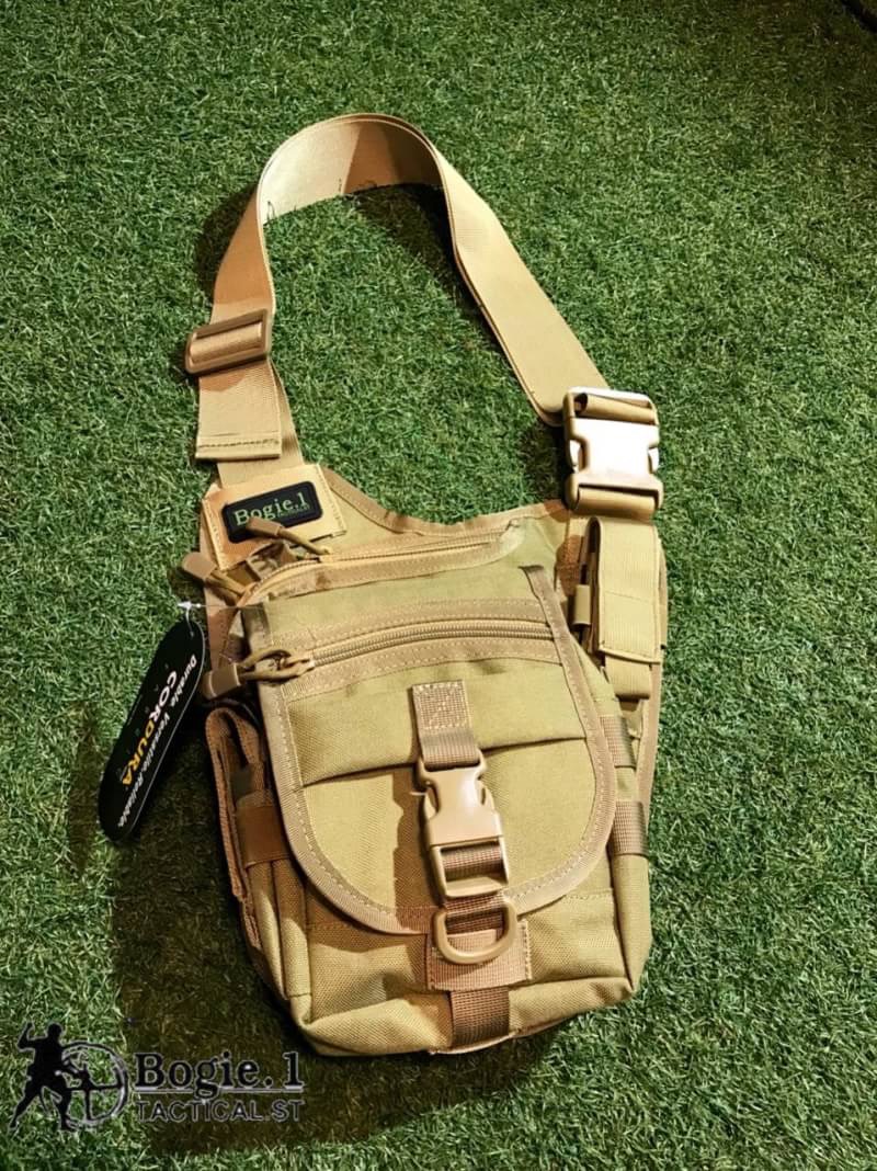 กระเป๋าสะพายข้าง 3 เหลี่ยมซ่อนปืน ผ้า CORDURA Bogie.1 มี สี ดำ เขียว ทราย มัลติแคม จำหน่ายปลีก/ส่ง ส่งทั้ง EMS Kerry เก็บเงินปลายทาง และขนส่ง ราคา 1250 บาท