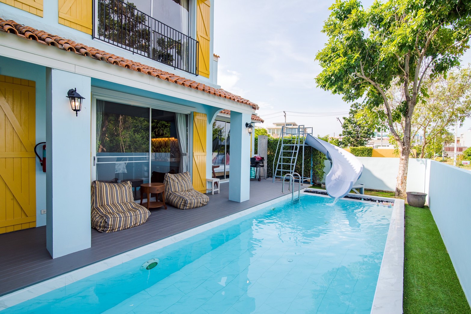 HR15019 บ้านพักหัวหิน บ้านทัศคานี บีช วิลล่า 1 ( Blue 3Bed Sea View )