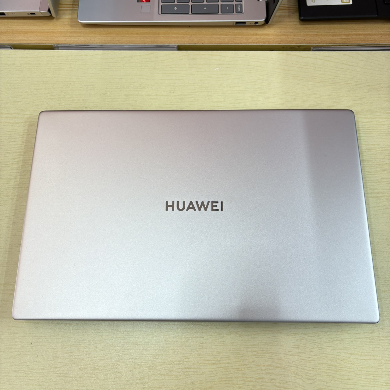HUAWEI MATEBOOK D2019 BOHB-WAX9 สภาพเครื่อง 85%