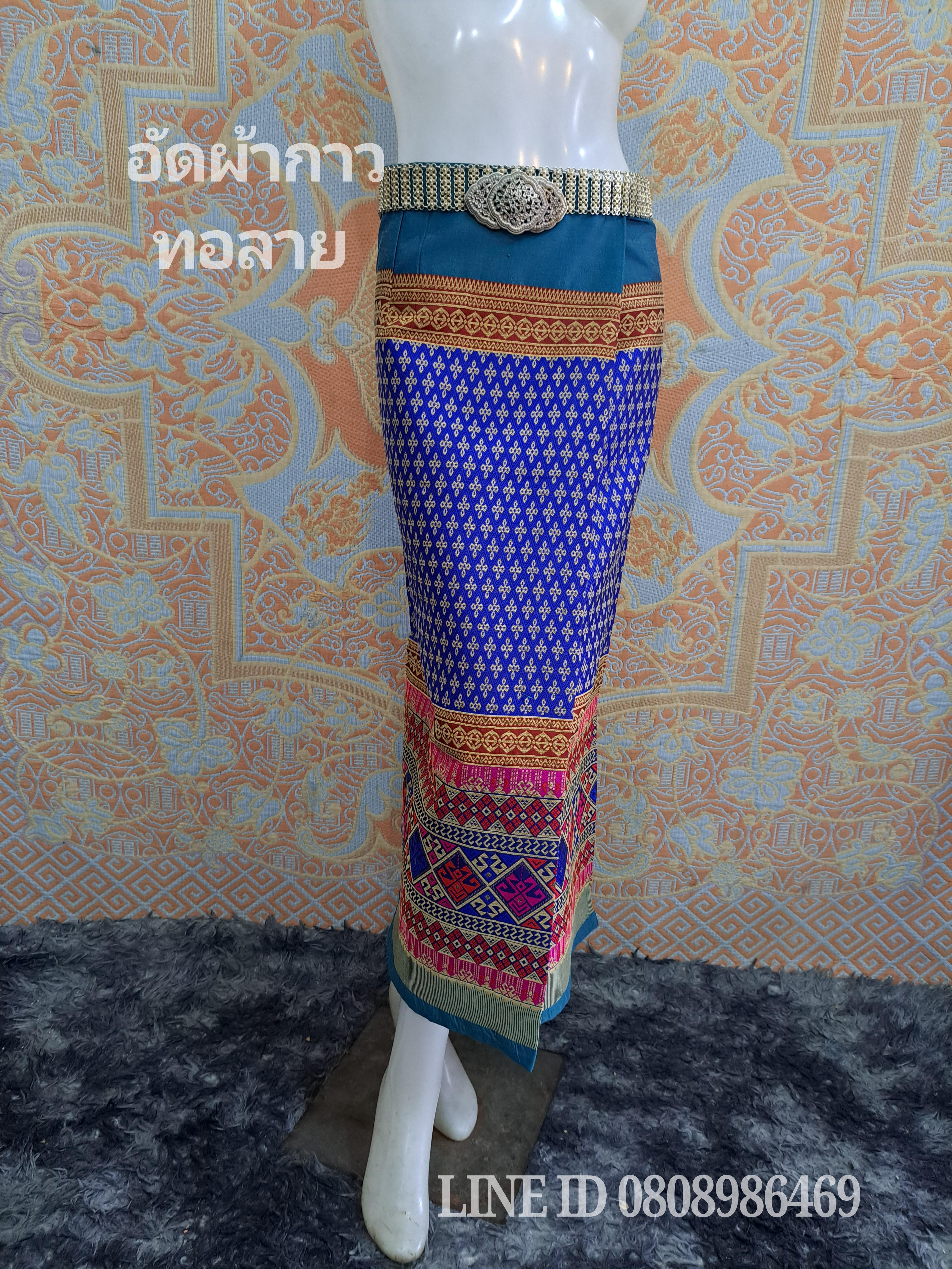 ผ้าถุงสำเร็จรูปผ้าทออัดผ้ากาว ผ้าซิ่นทอลายแพรวา #ผ้าซิ่นสำเร็จรูปผ้าฝ้ายทออัดผ้ากาวเย็บถุงแล้ว ตามภาพ Free size