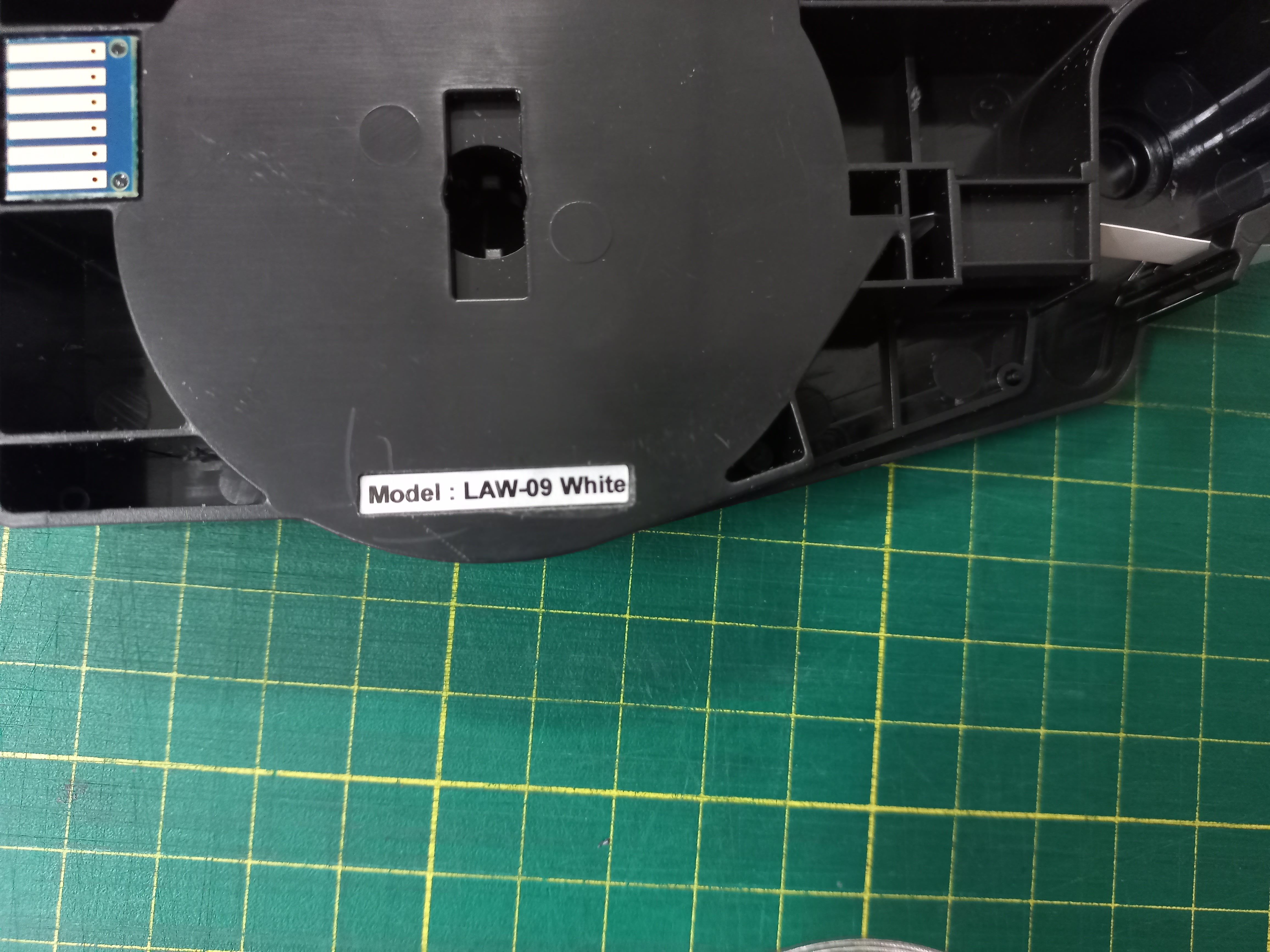 สติ๊กเกอร์ TUBE MARKER 9mmX16m สีขาว ใช้กับเครื่องพิมพ์ฮอตมาร์ค ปลอกมาร์คสายไฟ