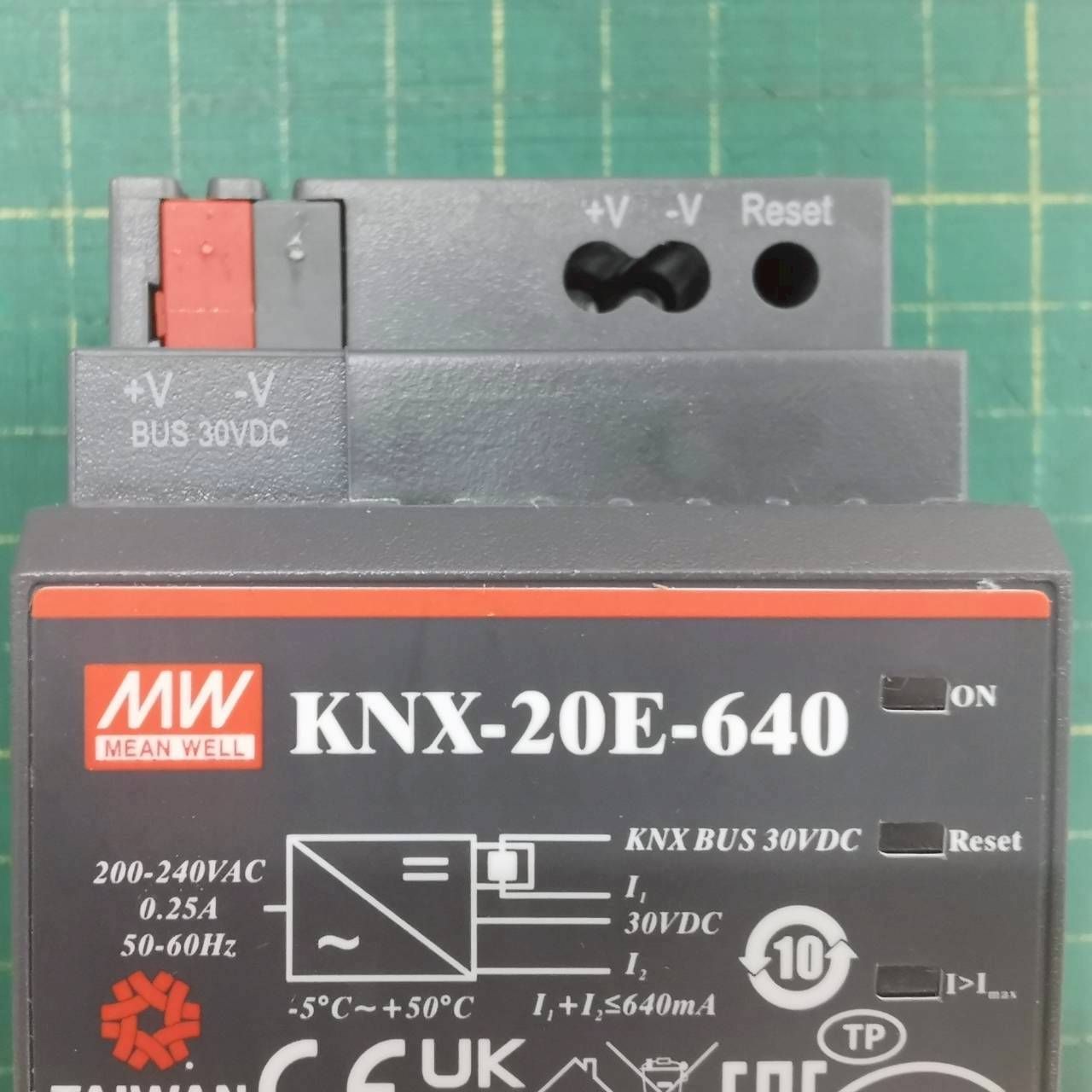 สวิทช์ชิ่งพาวเวอร์ซัพพลาย Meanwell KNX-20E-640 POWER SUPPLY 19.2W 30V 640mA 220VAC