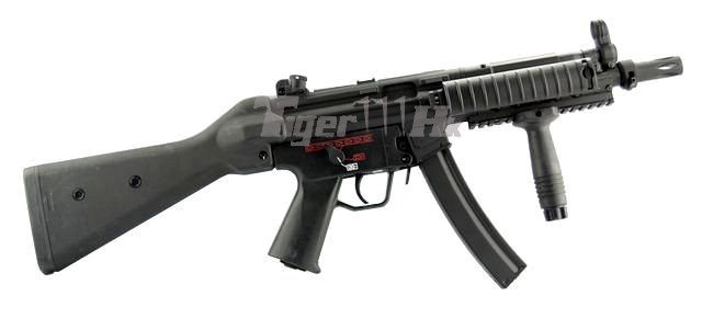 CYMA MP5 A4 RIS Airsoft AEG (CM041B)(Black) [CYMA-CM041B