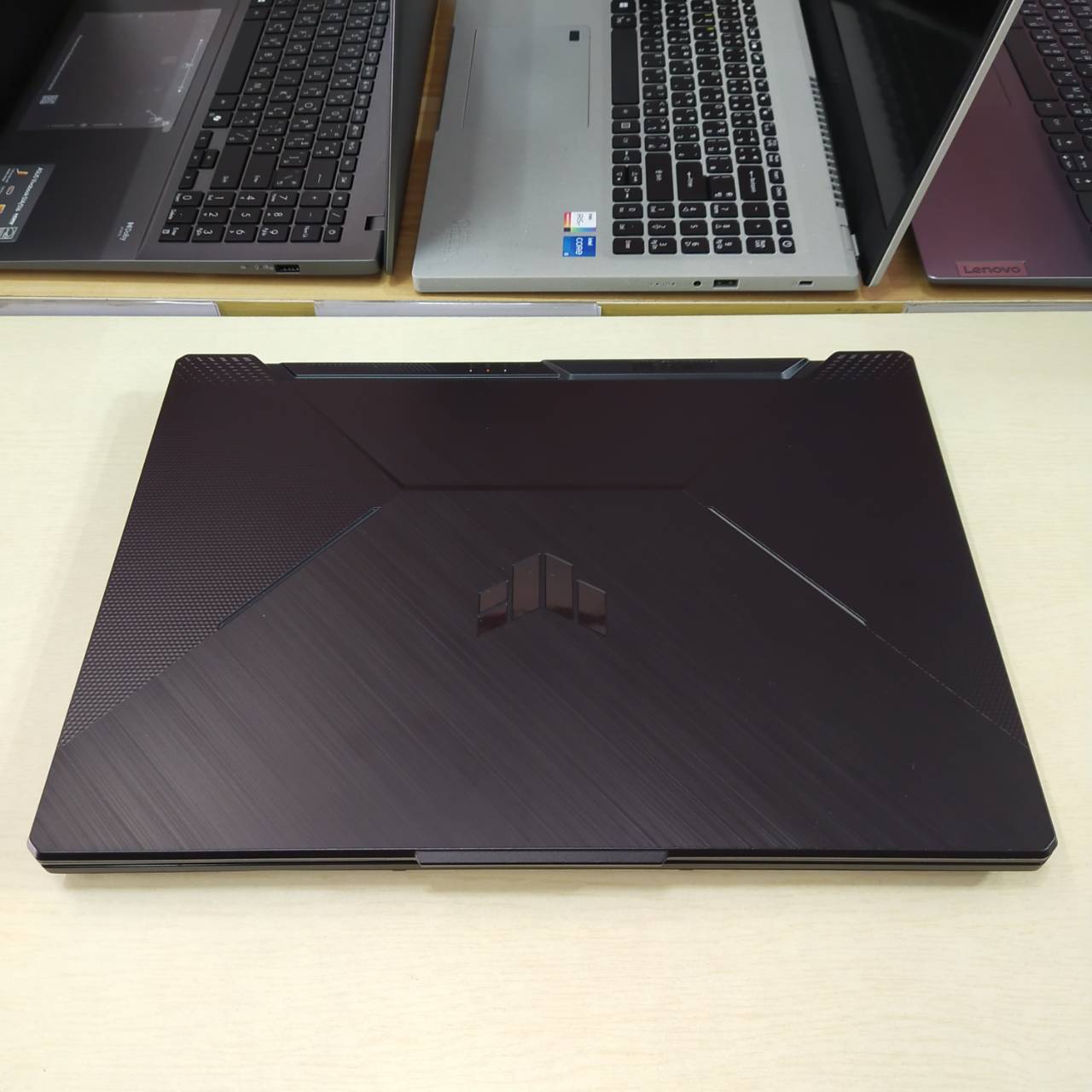 ASUS TUF GAMING F15 FX506HF-HN014W สภาพเครื่อง 90%