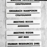 ป้ายชื่อ ป้ายชื่อตำแหน่ง ป้ายอะคริลิค สีขาว ป้ายสไตล์โมเดิร์น มินิมอล เรียบหรู