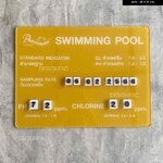 ป้ายบอกค่าคลอลีน และค่า pH กรดด่าง อะคริลิคพื้นใส งานพิมพ์UV มีกรอบใส่ตัวเลข ขนาด : 30 x 40 cm