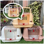 กรงเดินทางนำเข้าB1548-1ขนาด W.36xL.51xH.33cm.ประตูใสเปิดได้3บาน,ตัวล็อคหมุนเปิดปิดง่าย,น้ำหนักเบาแข็งแรงสวยหรูดีดีมากค่ะ