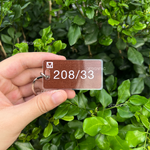 พวงกุญแจห้องพร้อมชื่อและเลขที่บ้าน อะคริลิคพื้นใสติดสติ๊กเกอร์ สไตล์โมเดิร์น มินิมอล เรียบหรู ขนาด : 6 x 10 cm.