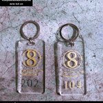 พวงกุญแจโรงแรมอะคริลิคใส เซาะร่องสีเทาและสีทอง สวย หรูหรา สไตล์ Modern Luxury โดดเด่น สะดุดตา