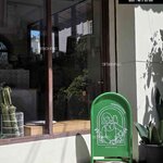 ป้ายตั้งหน้าร้านคาเฟ่ ตกแต่งร้าน ซิงค์ทำสี ลายสติ๊กเกอร์สองด้าน สไตล์โมเดิร์น มินิมอล เรียบหรู Size : 45 x 80 cm.