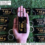 พวงกุญแจโรงแรมอะคริลิคสีดำ เซาะร่องลงสีทอง หรูหรา มีสไตล์