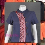 เสื้อผ้าไทยพื้นเมืองสีกรมท่า เสื้อผ้าฝ้ายสีกรมท่า เสื้อผ้าไทยสีกรมท่าใส่ผ้าซิ่น เสื้อผ้าฝ้ายสีกรมท่าคอจีนกระดุมป้ายหน้า