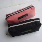 B-010กระเป๋าใส่แปรง ใส่ดินสอ