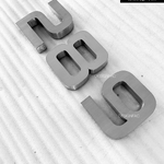 ป้ายบ้านเลขที่ 289 เลขสแตนเลสแฮลาย ยกขอบนูน กั้นหลัง สไตล์โมเดิร์น มินิมอล เรียบหรู ขนาดความสูง : 8 cm.