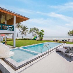 HR15050 บ้านพักติดทะเล The Century Beach Villa Cha Am